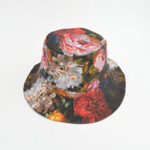 Bucket Şapka: Adriana Johanna Haanen